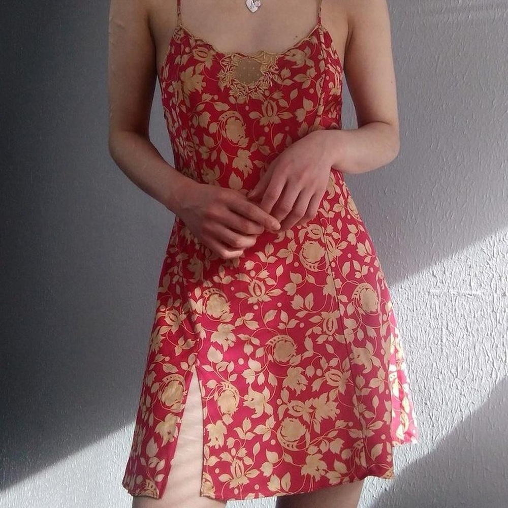 victoria’s secret 100% silk Red and gold floral slip dress with lace detailing